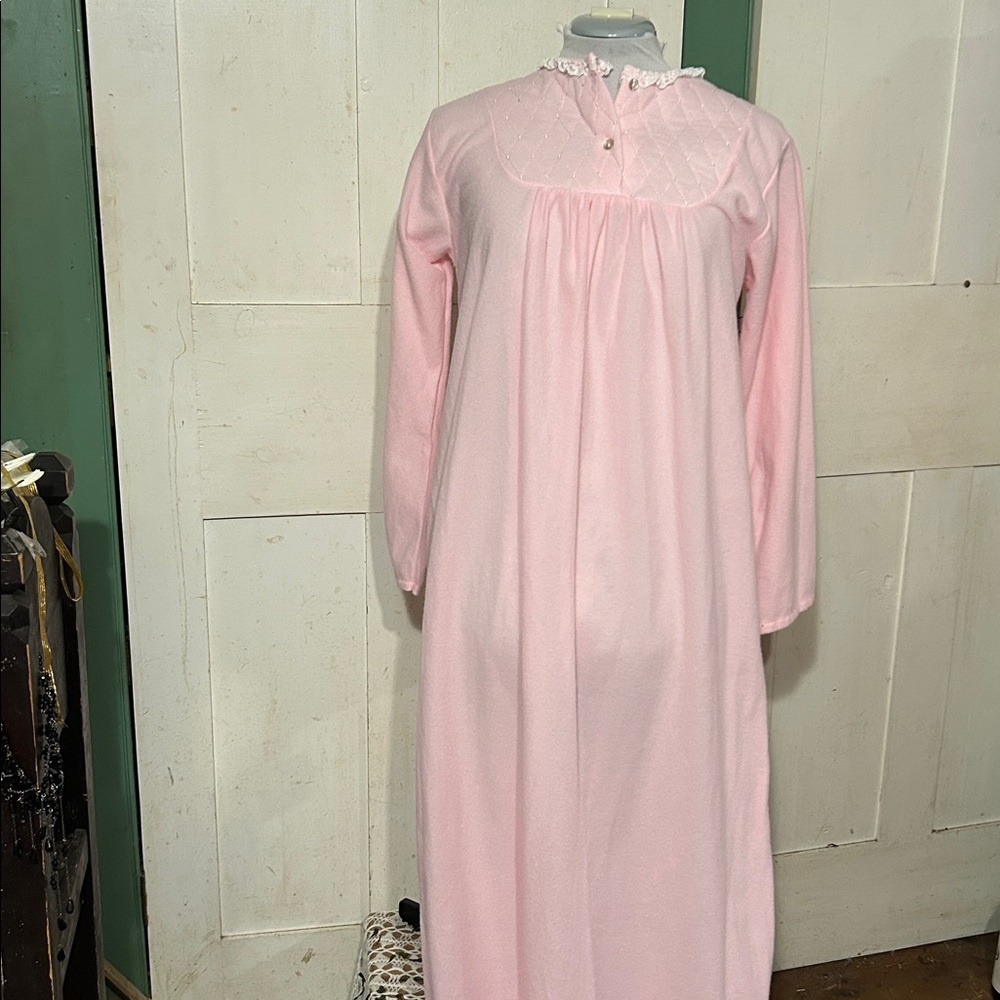 NOSWT Katz Vintage Nightgown Pink Made in USA Quilted Neckfront Sz Small Grandma
